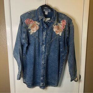 Pretty Bleu / 80s Studded Flower appliqué / western country Denim shirt / size M